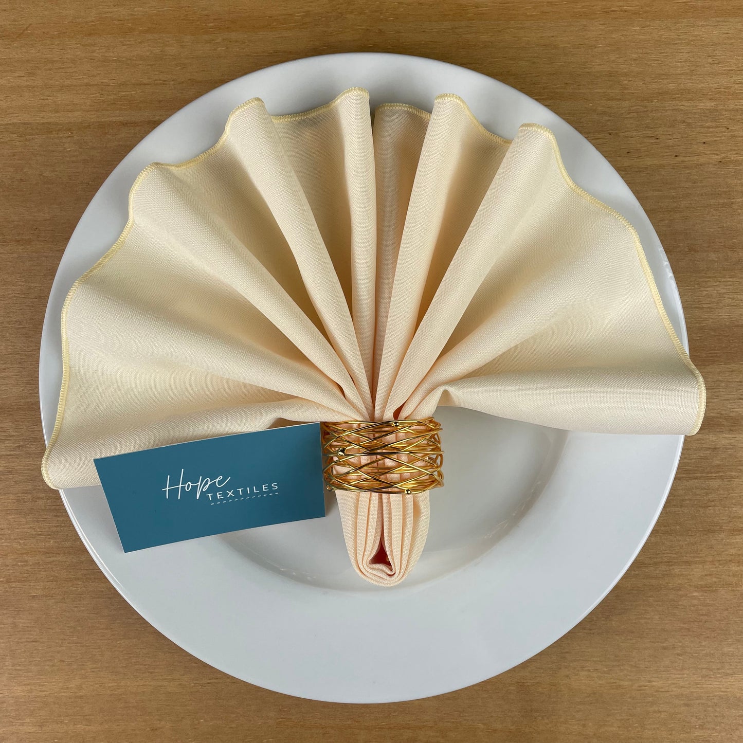 Vanilla Table Runner and Napkin Set