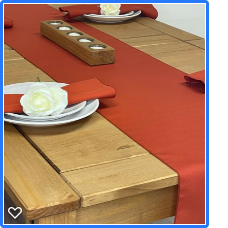 Rostfarbener Tischläufer